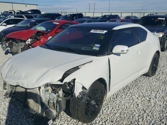 JTKJF5C76FJ004400 - 2015 TOYOTA SCION TC 白色 照片 2