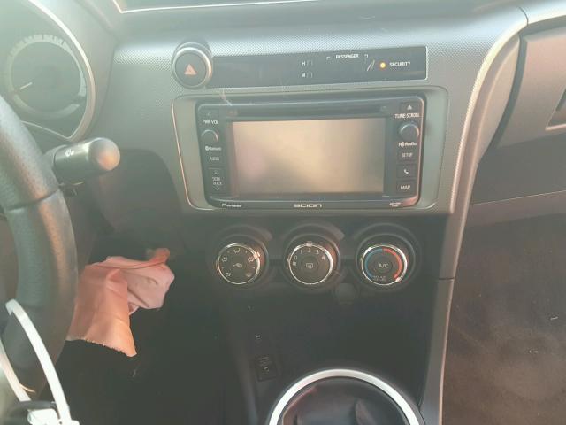 JTKJF5C76FJ004400 - 2015 TOYOTA SCION TC 白色 照片 9