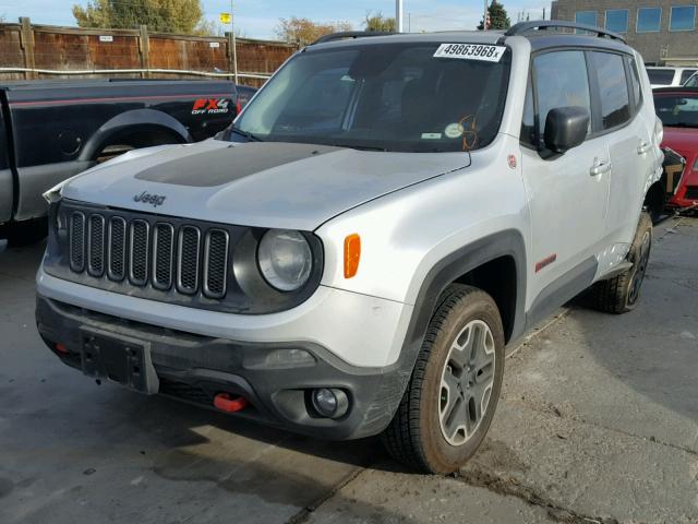 ZACCJBCBXHPG35719 - 2017 JEEP RENEGADE T SILVER photo 2