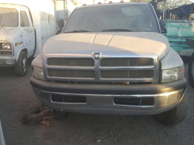 3B6MC36Z22M288642 - 2002 DODGE RAM 3500 GRAY photo 1