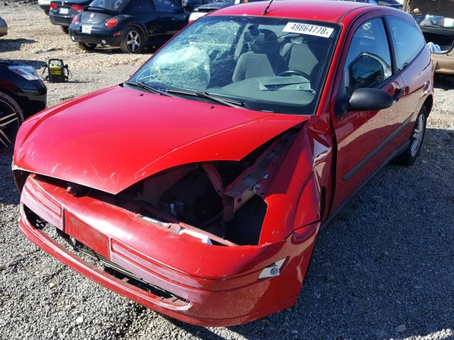 3FAFP31341R247027 - 2001 FORD FOCUS ZX3 RED photo 2