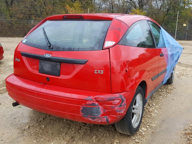 3FAFP31341R247027 - 2001 FORD FOCUS ZX3 RED photo 4