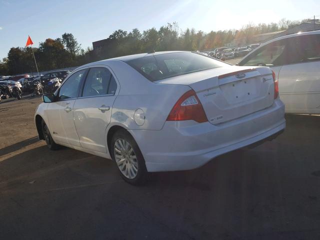 3FADP0L37AR138130 - 2010 FORD FUSION HYB WHITE photo 3