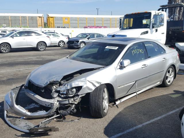 JH4KB16516C007010 - 2006 ACURA RL SILVER photo 2