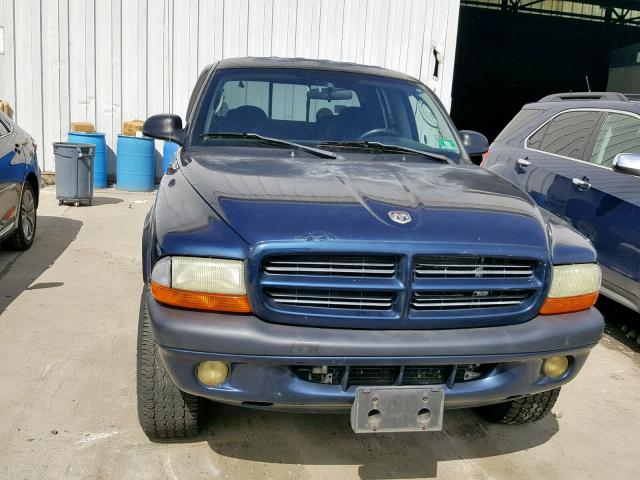 1B7HG38NX2S557697 - 2002 DODGE DAKOTA QUA BLUE photo 9