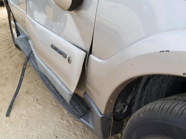 5LMEU27AXYLJ29502 - 2000 LINCOLN NAVIGATOR Алтын фото 9