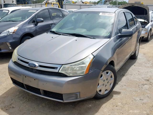 1FAHP34N98W166974 - 2008 FORD FOCUS S/SE GRAY photo 2