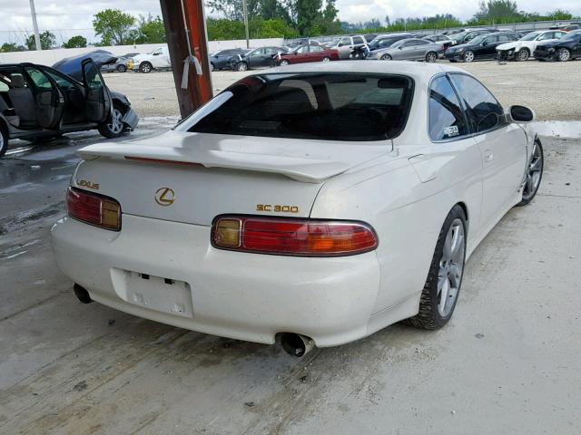 JT8CD32Z0X1006432 - 1999 LEXUS SC 300 WHITE photo 4