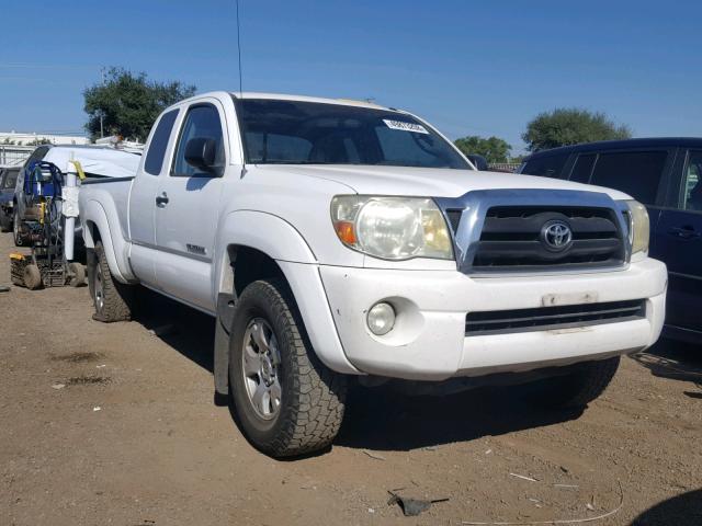 5TETU62N88Z521816 - 2008 TOYOTA TACOMA PRE WHITE photo 1