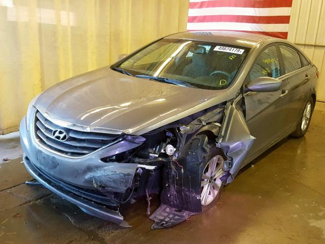 5NPEB4AC8DH729386 - 2013 HYUNDAI SONATA GLS GRAY photo 2