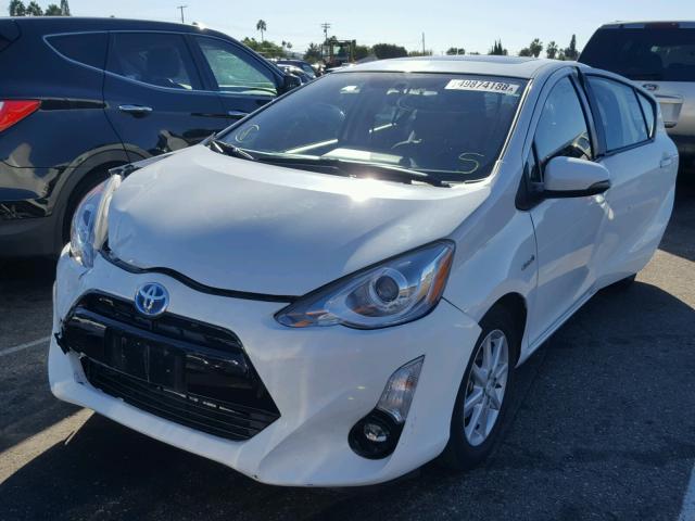 JTDKDTB30F1088685 - 2015 TOYOTA PRIUS C WHITE photo 2