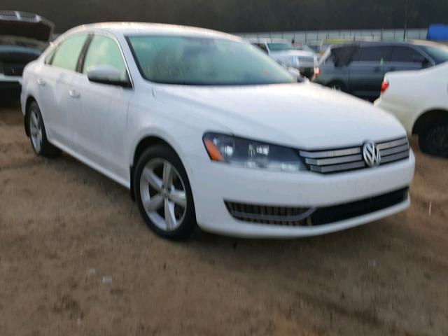 1VWBH7A36DC085995 - 2013 VOLKSWAGEN PASSAT SE WHITE photo 1