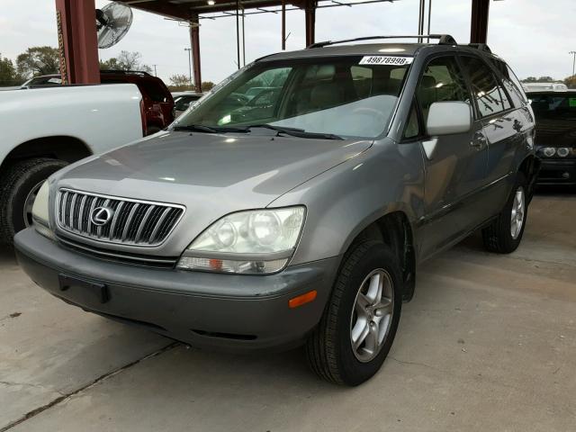 JTJGF10U810106264 - 2001 LEXUS RX 300 GRAY photo 2