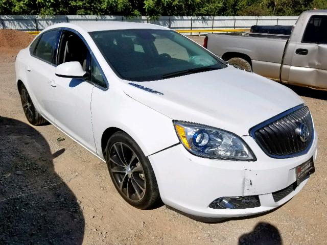 1G4PR5SKXH4118606 - 2017 BUICK VERANO SPO WHITE photo 1