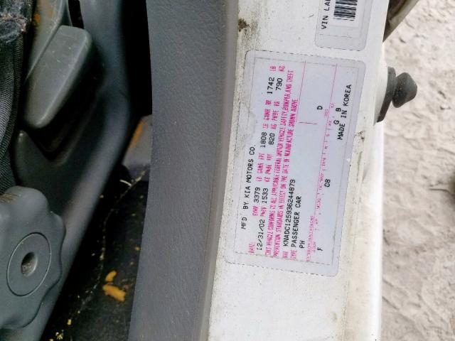 KNADC125936244879 - 2003 KIA RIO WHITE photo 10