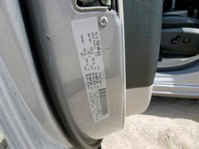 2C4RC1GG0JR320286 - 2018 CHRYSLER PACIFICA L SILVER photo 10