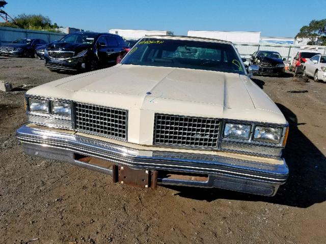 3V37T6E105121 - 1976 OLDSMOBILE 98 LUXURY CREAM photo 9