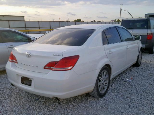 4T1BK36B46U160280 - 2006 TOYOTA AVALON WHITE photo 4