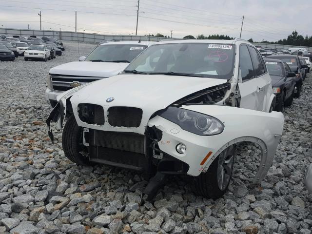 5UXFE8C53AL312474 - 2010 BMW X5 XDRIVE4 WHITE photo 2