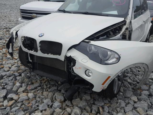 5UXFE8C53AL312474 - 2010 BMW X5 XDRIVE4 WHITE photo 9