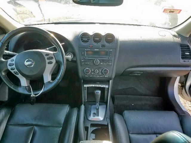 1N4BL24E68C198505 - 2008 NISSAN ALTIMA 3.5 WHITE photo 10