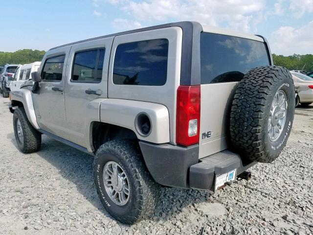 5GTEN13EX88106210 - 2008 HUMMER H3 SILVER photo 3