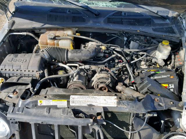 1J4GL38K46W219766 - 2006 JEEP LIBERTY RE SILVER photo 7