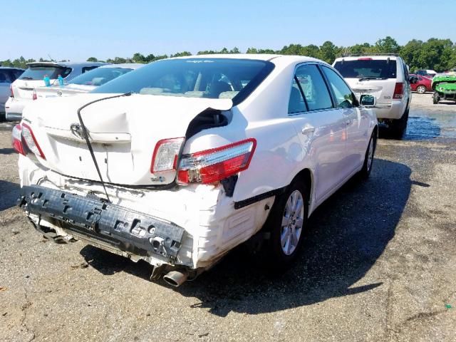 JTNBB46K373015860 - 2007 TOYOTA CAMRY NEW WHITE photo 4