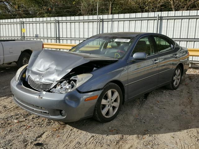 JTHBA30G455103161 - 2005 LEXUS ES 330 GRAY photo 2