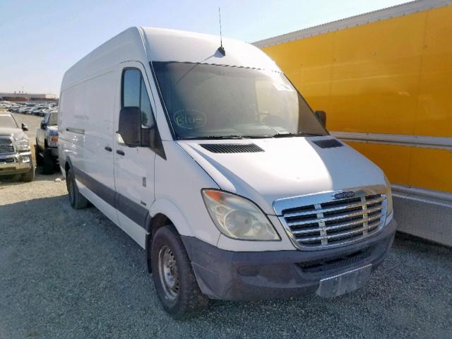 WDYPE845485302835 - 2008 FREIGHTLINER SPRINTER 2 WHITE photo 1