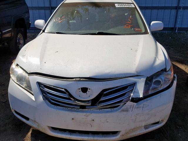 4T1BB46K28U041779 - 2008 TOYOTA CAMRY HYBR WHITE photo 9