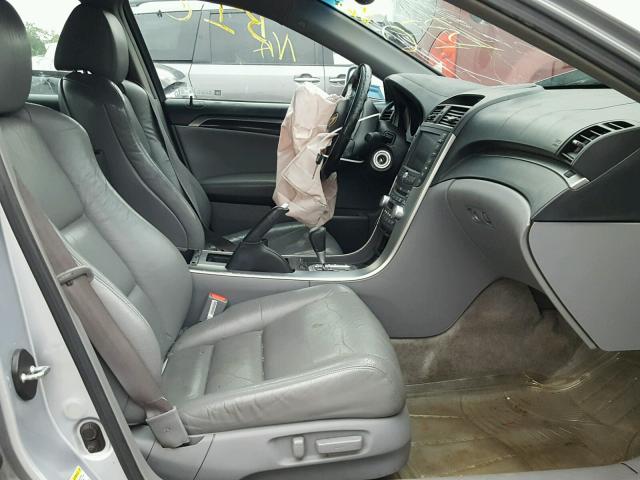 19UUA66295A063868 - 2005 ACURA TL SILVER photo 5