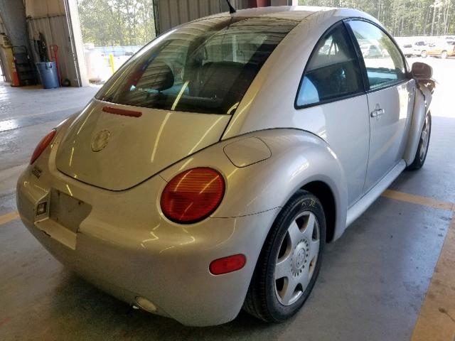 3VWCK21CX3M409665 - 2003 VOLKSWAGEN NEW BEETLE 银色 照片 4