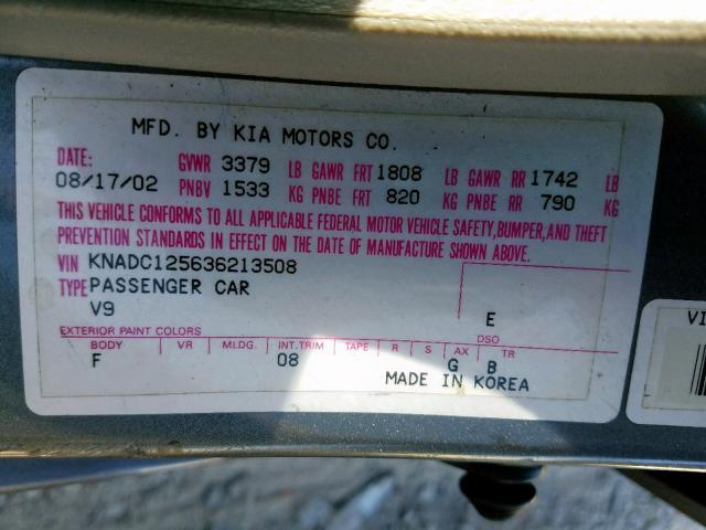 KNADC125636213508 - 2003 KIA RIO GRAY photo 10