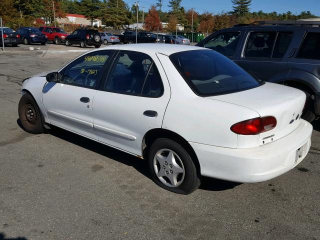 1G1JC524X27210780 - 2002 CHEVROLET CAVALIER B WHITE photo 3