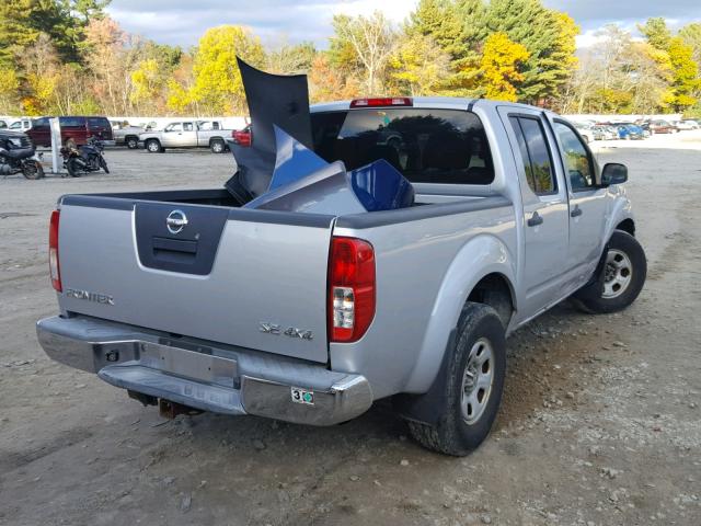 1N6AD07W17C413859 - 2007 NISSAN FRONTIER C SILVER photo 4