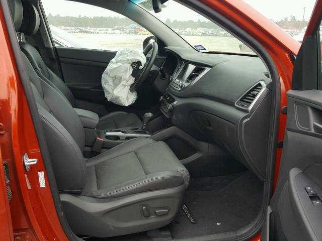 KM8J33A28GU034201 - 2016 HYUNDAI TUCSON LIM ORANGE photo 5