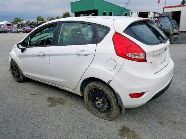 3FADP4EJ4CM169175 - 2012 FORD FIESTA SE WHITE photo 3