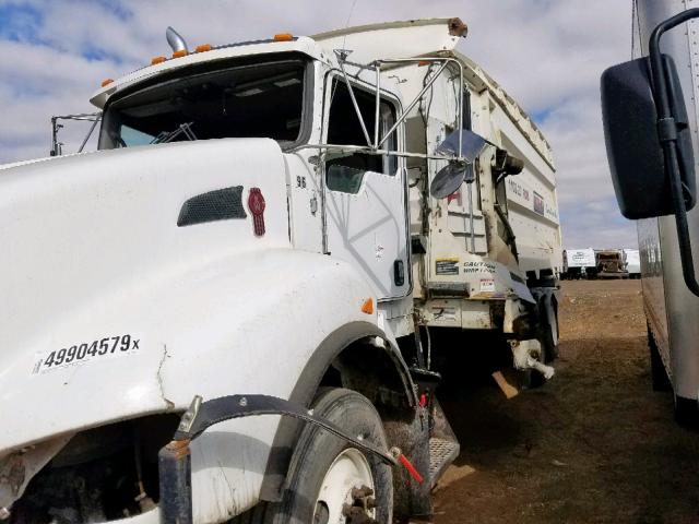 3BKBLJ0X7GF488738 - 2016 KENWORTH CONSTRUCTI WHITE photo 9