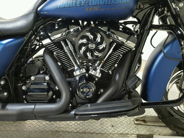 1HD1KYC18JB631472 - 2018 HARLEY-DAVIDSON FLHXS 115T BLUE photo 11