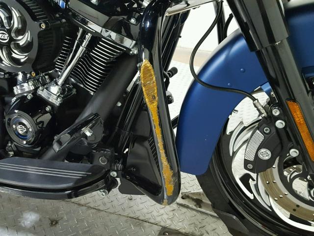 1HD1KYC18JB631472 - 2018 HARLEY-DAVIDSON FLHXS 115T BLUE photo 15