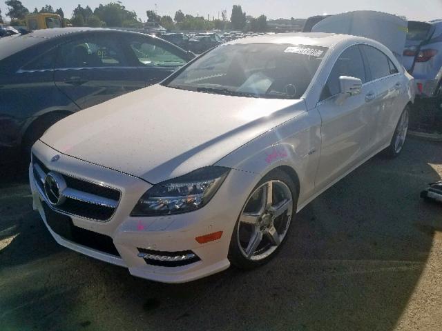 WDDLJ7DB7CA045701 - 2012 MERCEDES-BENZ CLS 550 WHITE photo 2