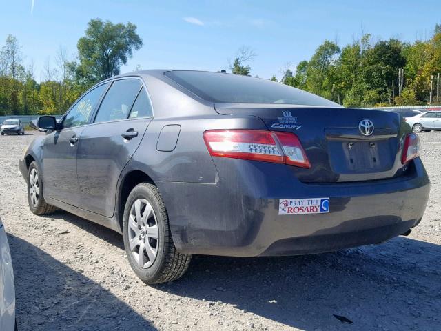 4T1BF3EK0AU103007 - 2010 TOYOTA CAMRY BASE GRAY photo 3