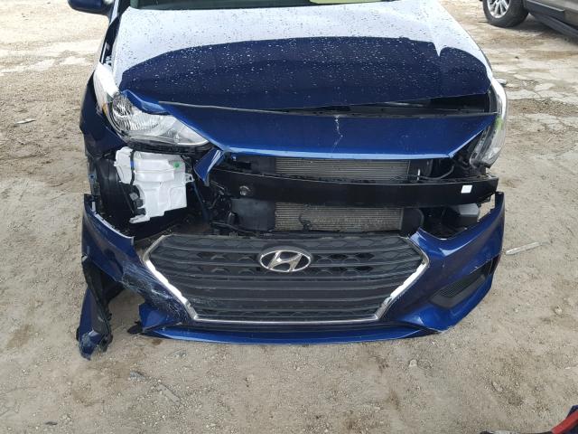 3KPC24A36JE005736 - 2018 HYUNDAI ACCENT SEL BLUE photo 9