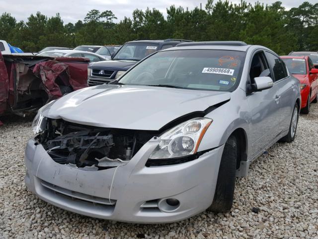 1N4BL2AP8AN553626 - 2010 NISSAN ALTIMA SR SILVER photo 2