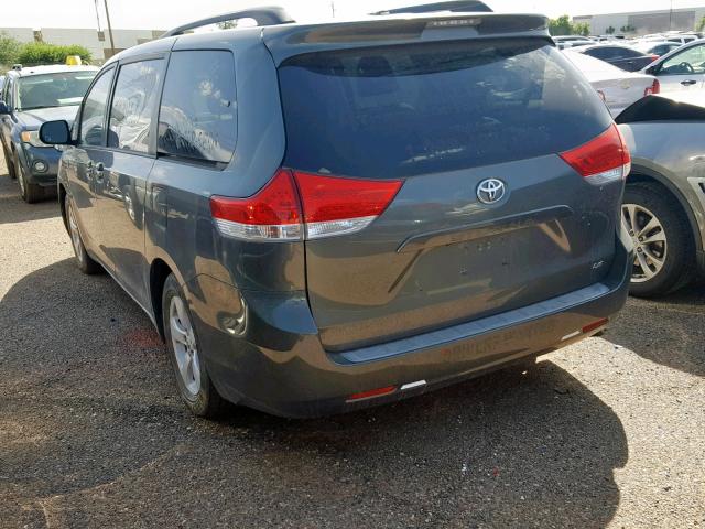 5TDKK3DC8ES427231 - 2014 TOYOTA SIENNA LE GRAY photo 3