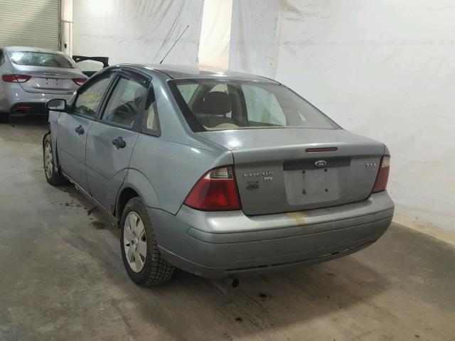 1FAFP34N96W102003 - 2006 FORD FOCUS ZX4 GRAY photo 3