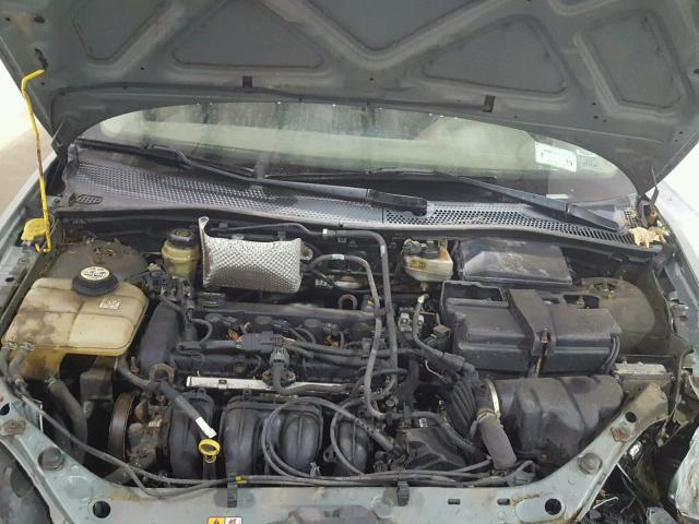 1FAFP34N96W102003 - 2006 FORD FOCUS ZX4 GRAY photo 7