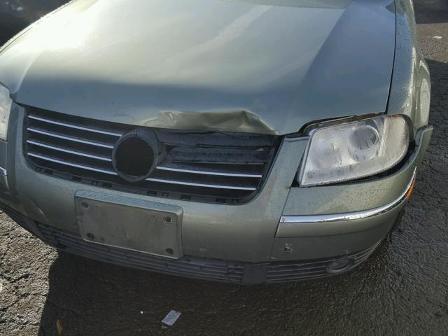 WVWRH63BX2P111651 - 2002 VOLKSWAGEN PASSAT GLX 石墨色 照片 9