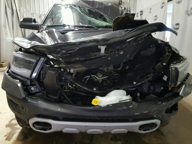 1C6SRFLT6KN530087 - 2019 RAM 1500 REBEL ნაცრისფერი ფოტო 10